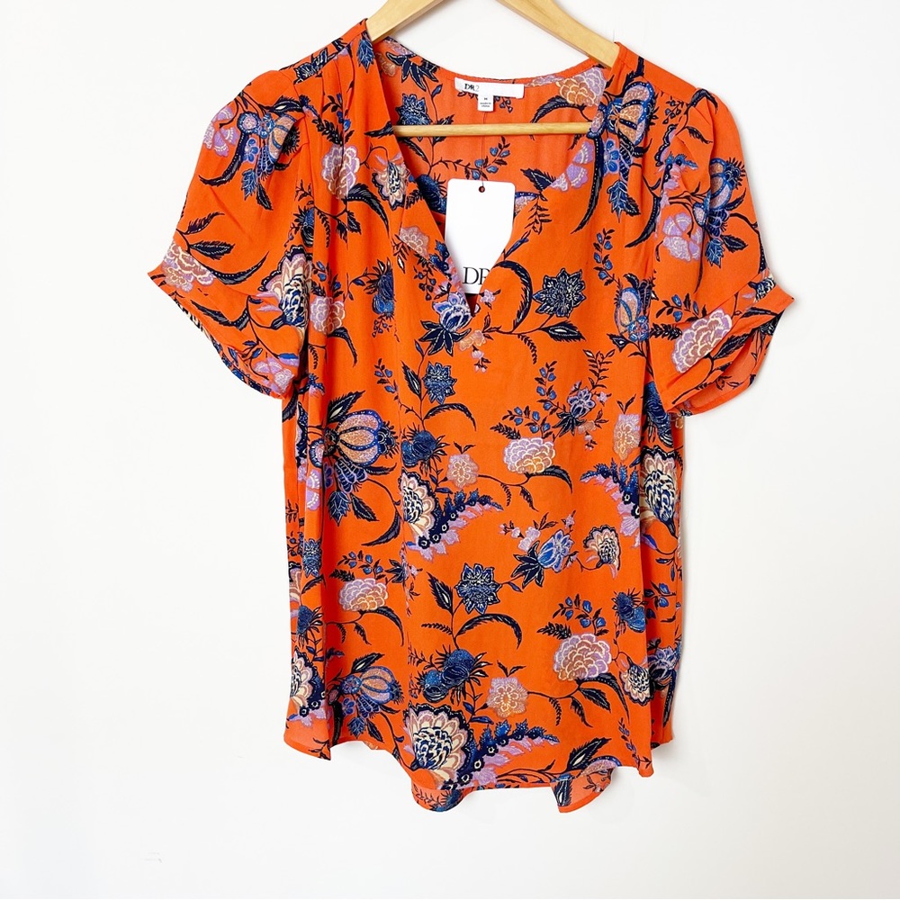 COPY - DR2 Coral and Blue, Short Sleeves, V neck blouse size Medium, Casual blo…